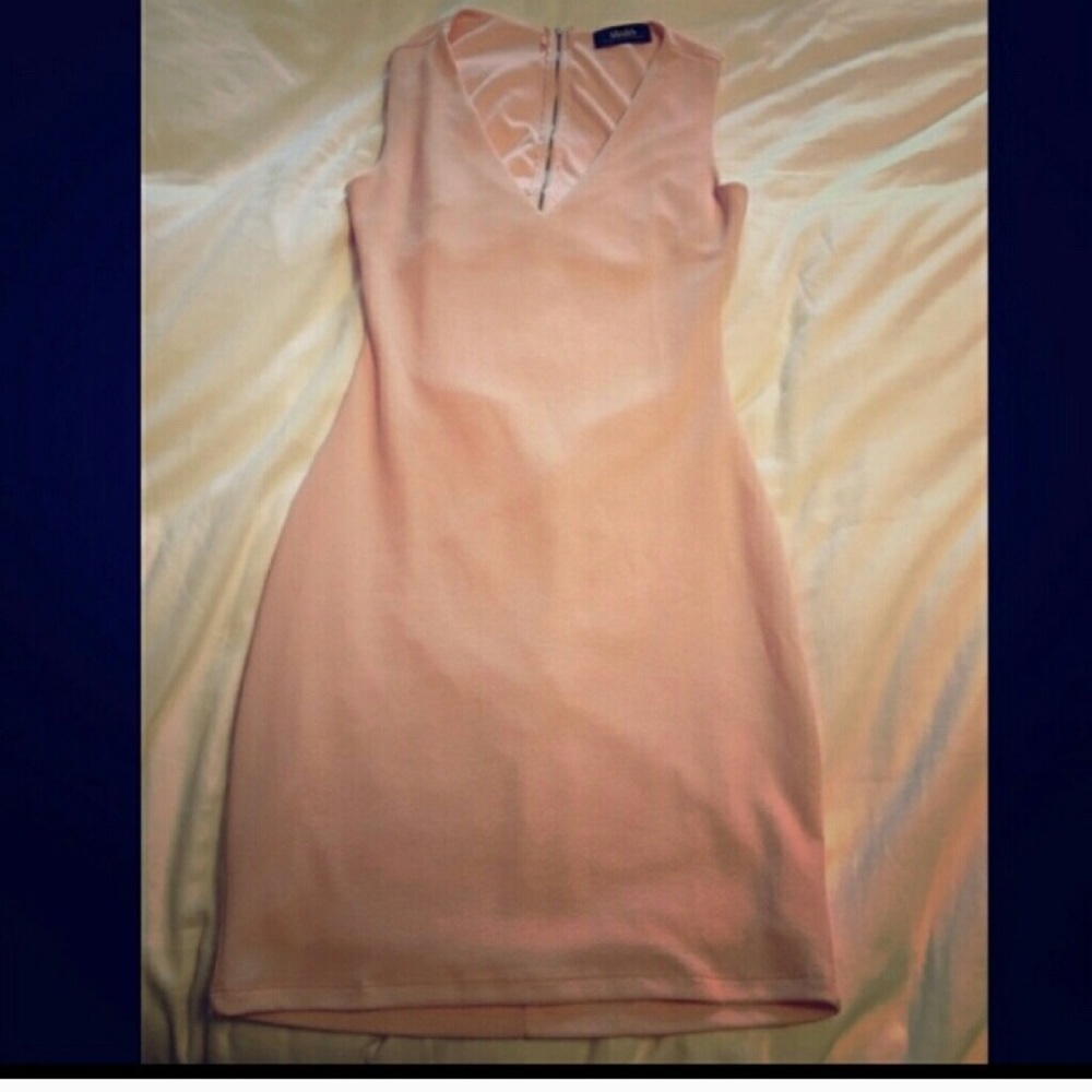 Lulu’s Sleeveless Pink Dress